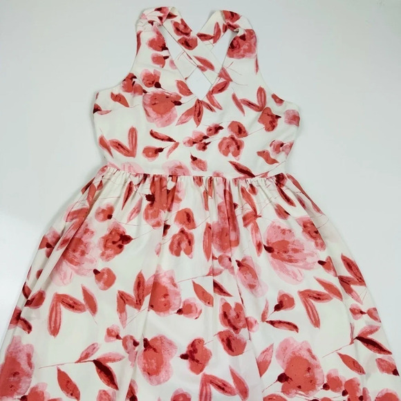 CUPCAKES AND CASHMERE l Sophia Dress Pastel Revolve Cross Back Summer Size Small - Picture 6 of 11